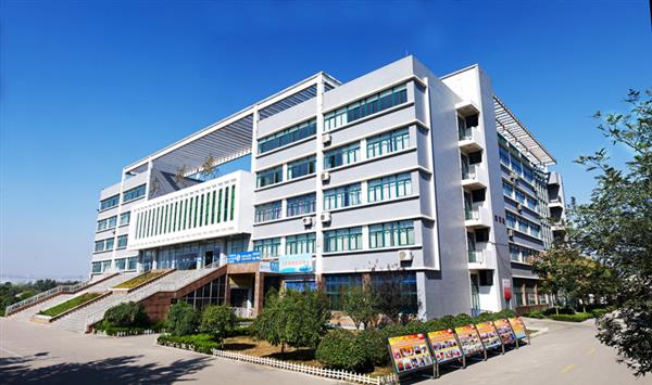  濰坊商業學校升學與就業途徑是什么？